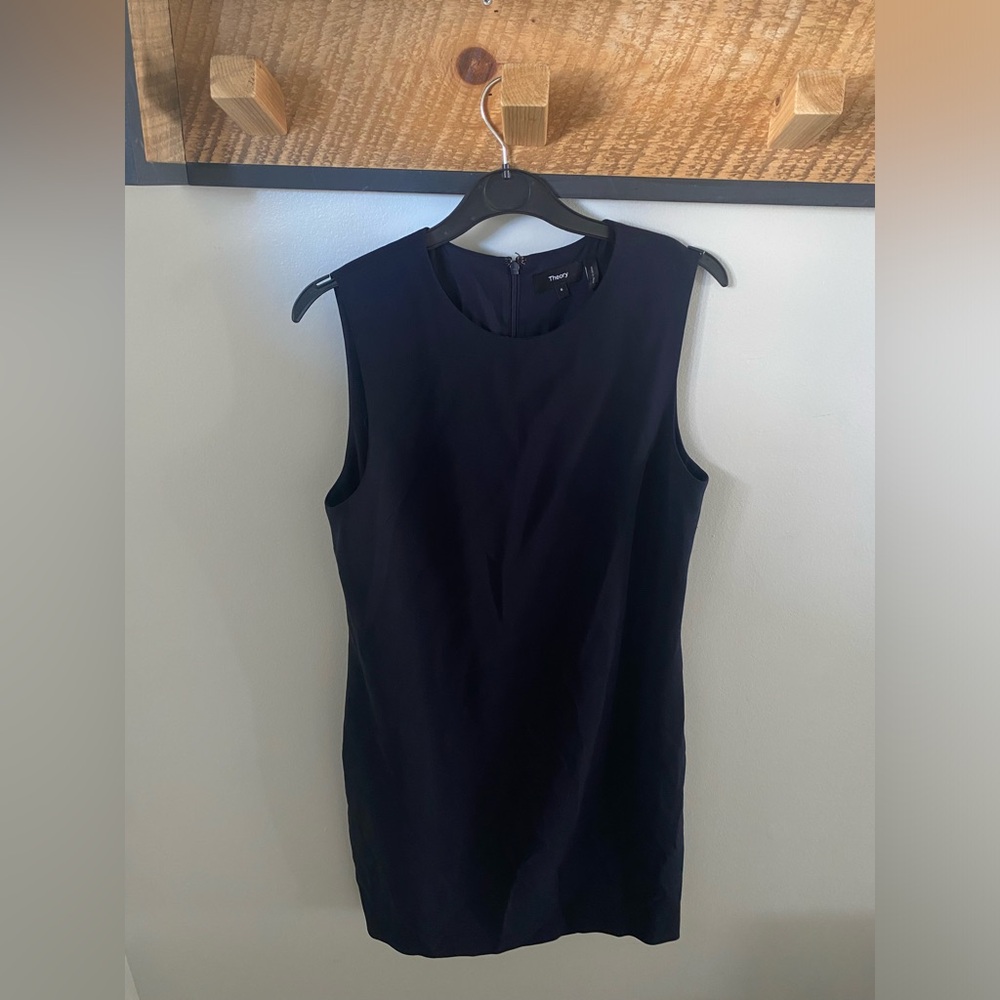 Theory mini 90’s style dress